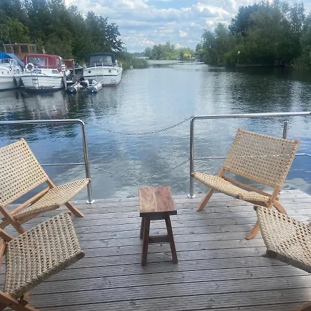 Båthotell La Mare Houseboat Nederhorst den Berg